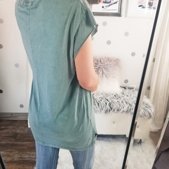 Last1️⃣AMELINA Ultra Soft Vintage Graphic Tee - Picture 8 of 9